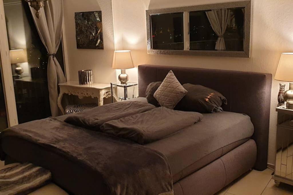 Suite-Xxi City View Hotelturm Аугсбург Екстериор снимка