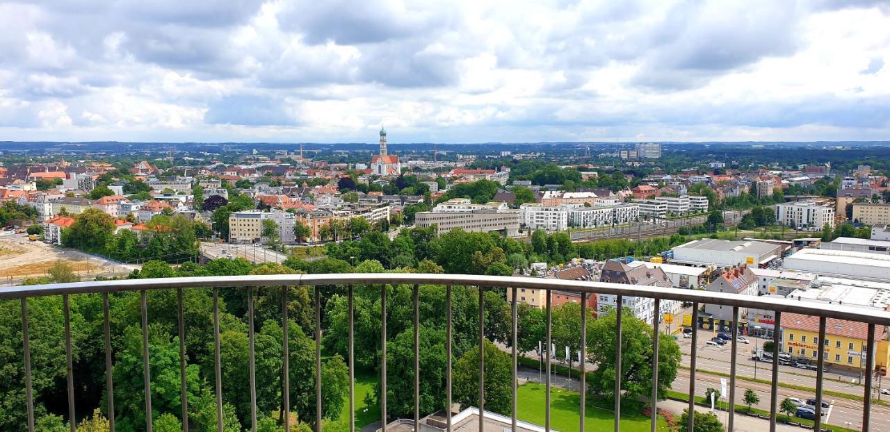 Suite-Xxi City View Hotelturm Аугсбург Екстериор снимка