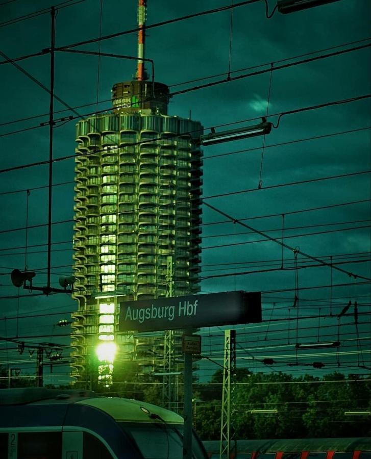 Suite-Xxi City View Hotelturm Аугсбург Екстериор снимка