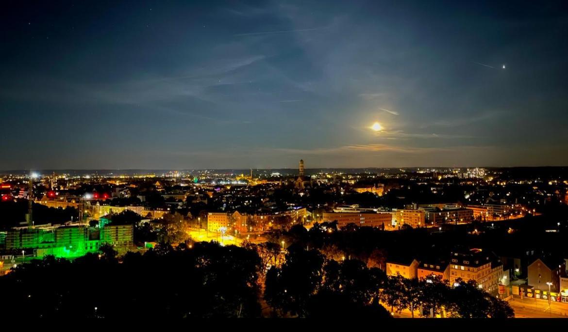 Suite-Xxi City View Hotelturm Аугсбург Екстериор снимка