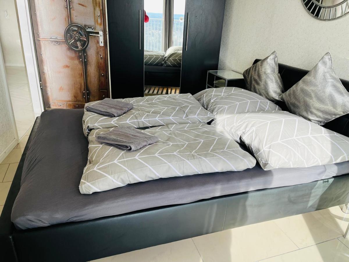 Suite-Xxi City View Hotelturm Аугсбург Екстериор снимка
